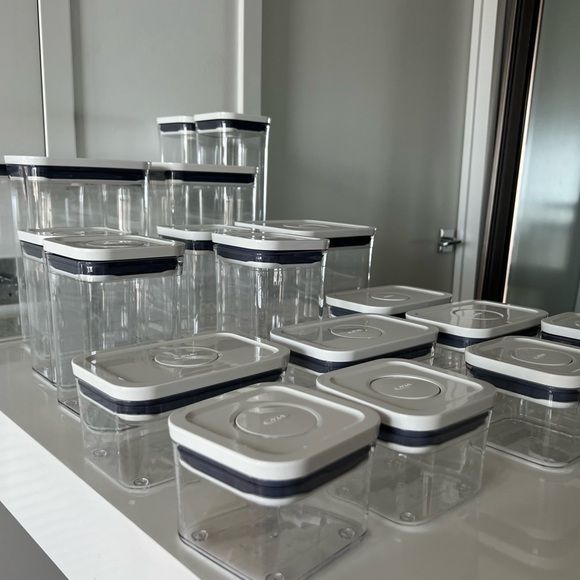 OXO 40-piece food storage set. Excellent condition. - Picture 10 of 10